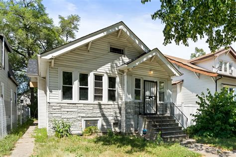 Sold: 5 beds, 2 baths, 2719 sq. ft. house located at 11730 S Wallace St, Chicago, IL 60628 sold for $239,900 on Jun 28, 2023. MLS# 11750921. Fully remodeled two-story single-family home features 5 ...